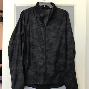 Lululemon Men’s Camo Windbreaker